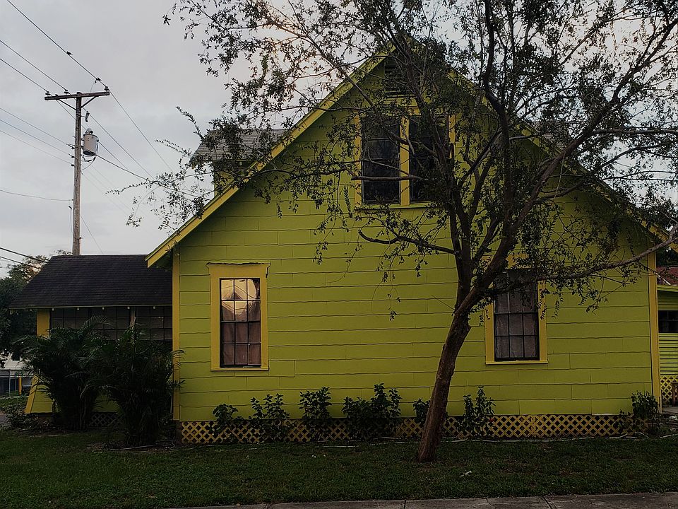 2nd image of 1090 7th Ave S