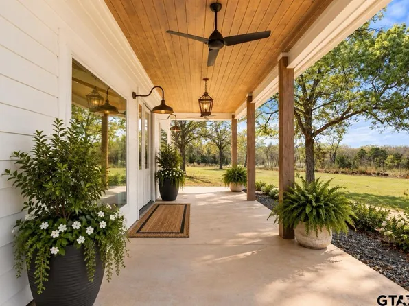 23326 County Road 448, Lindale, TX 75771
