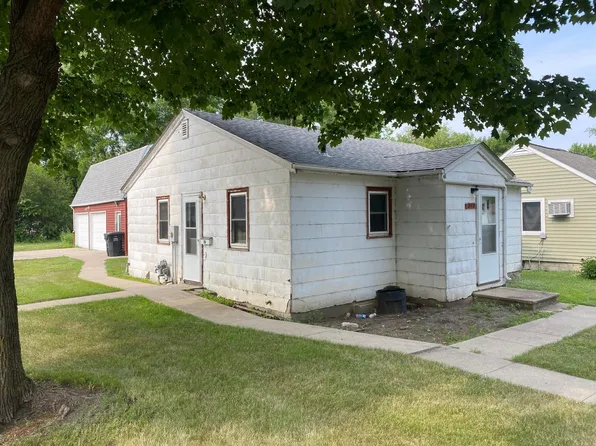 840 Godfrey St, Worthington, MN 56187