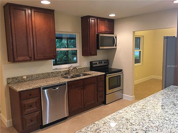 2nd image of 7100 Ivy Ct
