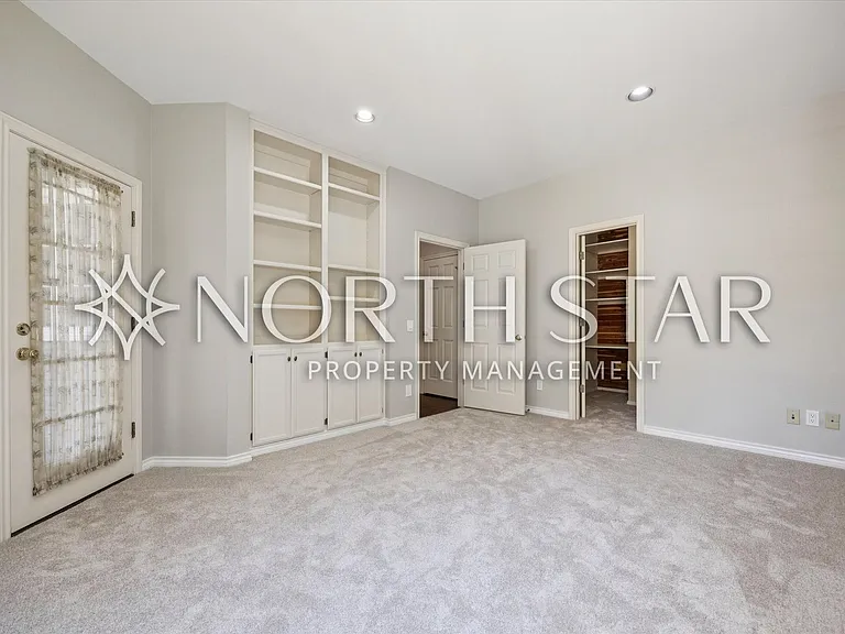2055 Ridge Pointe Dr — Photo 32