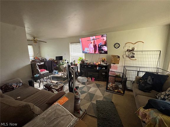 5th image of 24951 Treadwell Ave