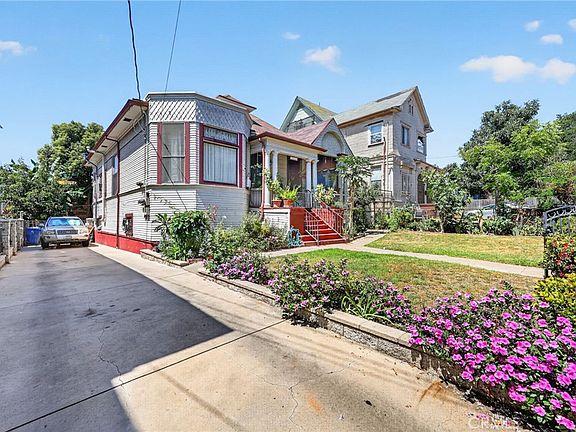 4th image of 1664 W 12th Pl