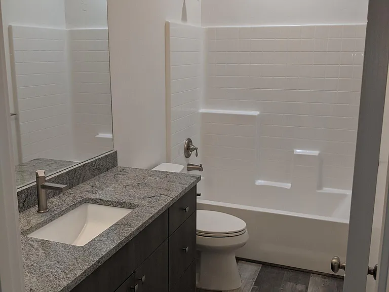 1033 Frank Henry Rd — Photo 10