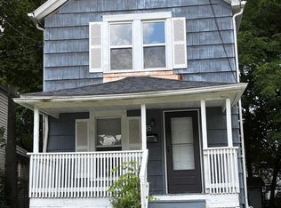 835 Carlysle St, Akron, OH 44310