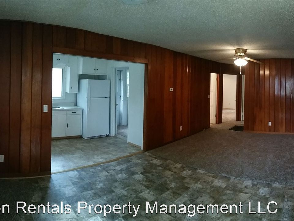 1st image of 1017 E Pershing Ave