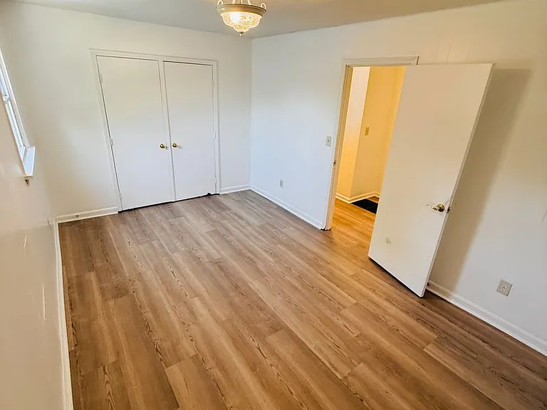 184 Mills Dr — Photo 20