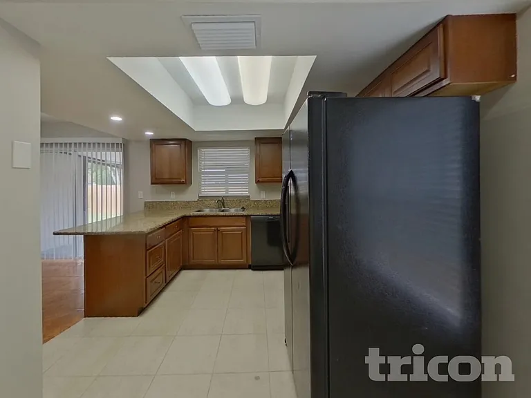 8206 Clermont St — Photo 6