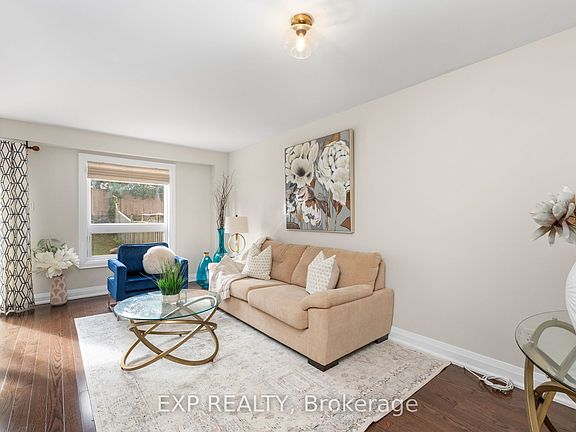 3rd image of 224 Timberlane Dr