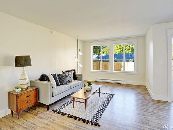 3rd image of 3837 N Winnifred St