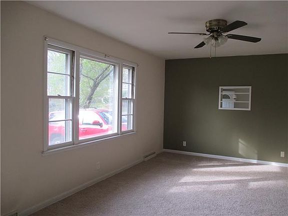 3rd image of 780 Santa Fe St