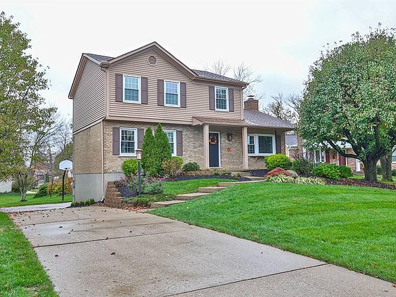 2nd image of 3165 Royal Windsor Dr