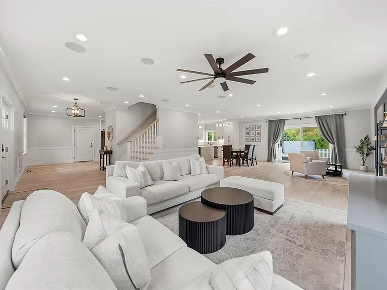 1 Lincoln Ct — Photo 4