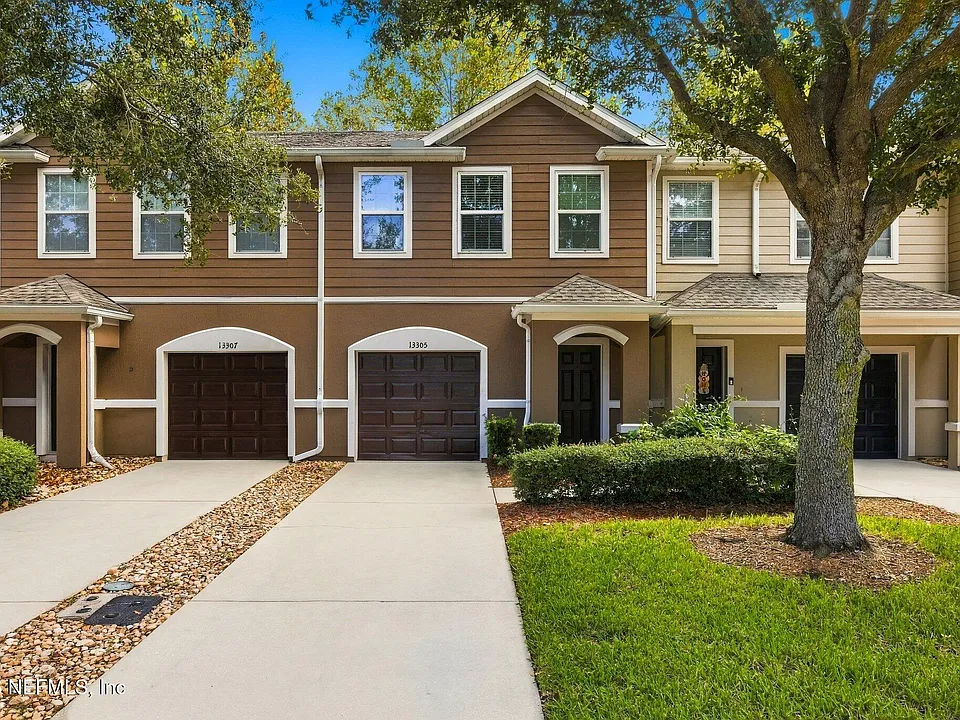 13305 Solar Dr