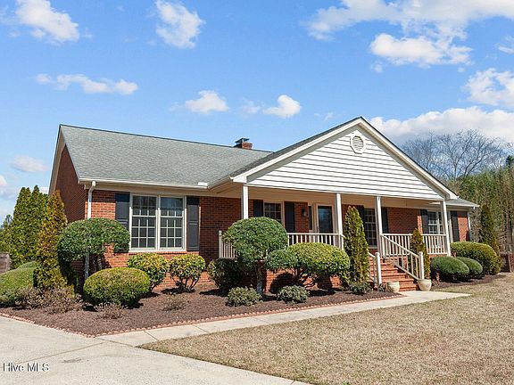 5th image of 1801 Plantation Circle
