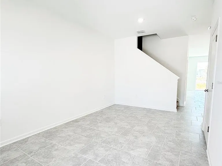 2768 Pierr St — Photo 7