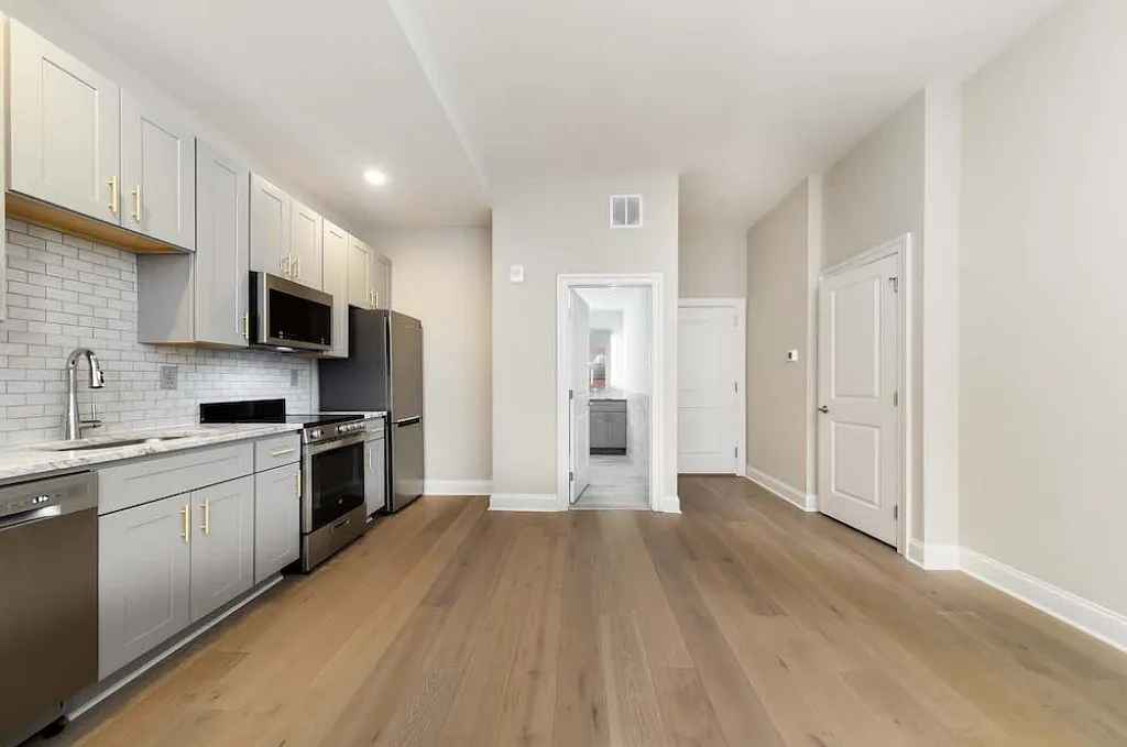 1411 Walnut Street — Photo 4