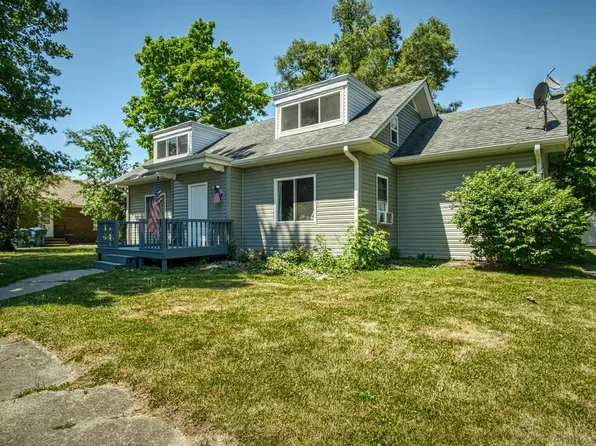 204 S Adams St, Hebron, IN 46341