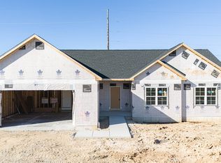 1954 Sequoia Dr, Janesville, WI 53545