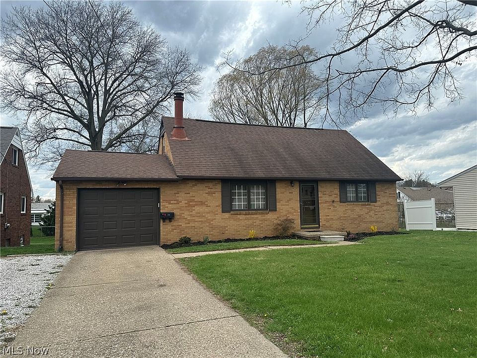 1st image of 545 Royer Ave NW