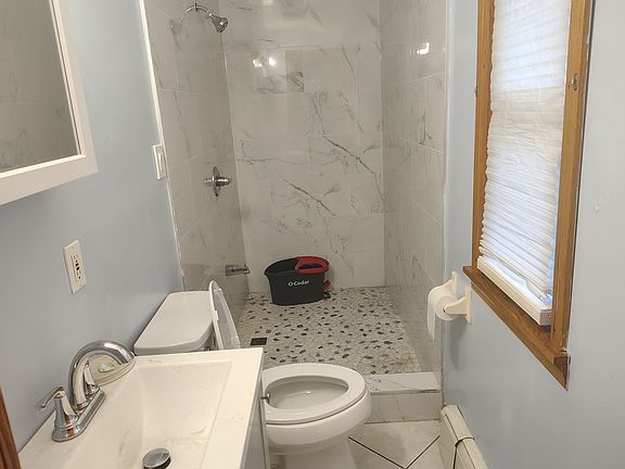 3rd image of 37 Cottage Pl