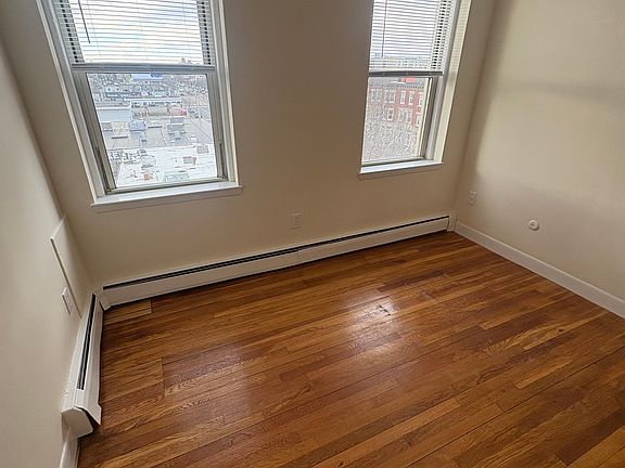4th image of 60 Brighton Ave #4