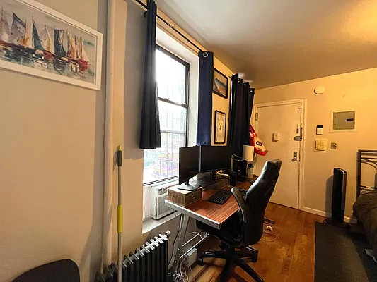 Rented by Voro New York | media 6