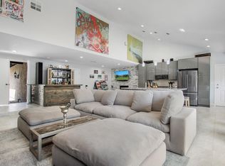 406 W Sierra Dr, Santa Ana, CA 92707