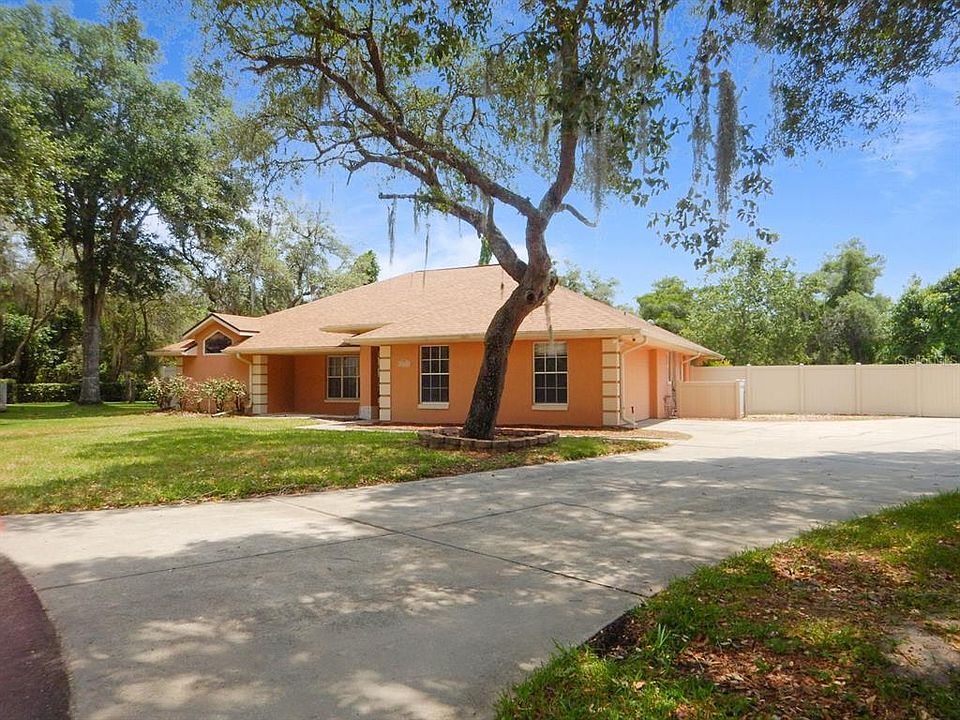 1st image of 32905 Indian Woods Dr