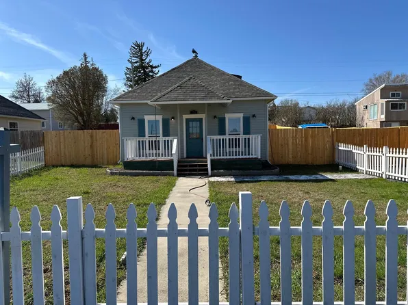 175 SE Railroad St, Creston, WA 99117