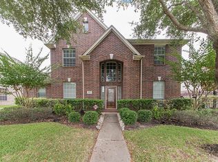 5906 Amherst Ct, Sugar Land, TX 77479
