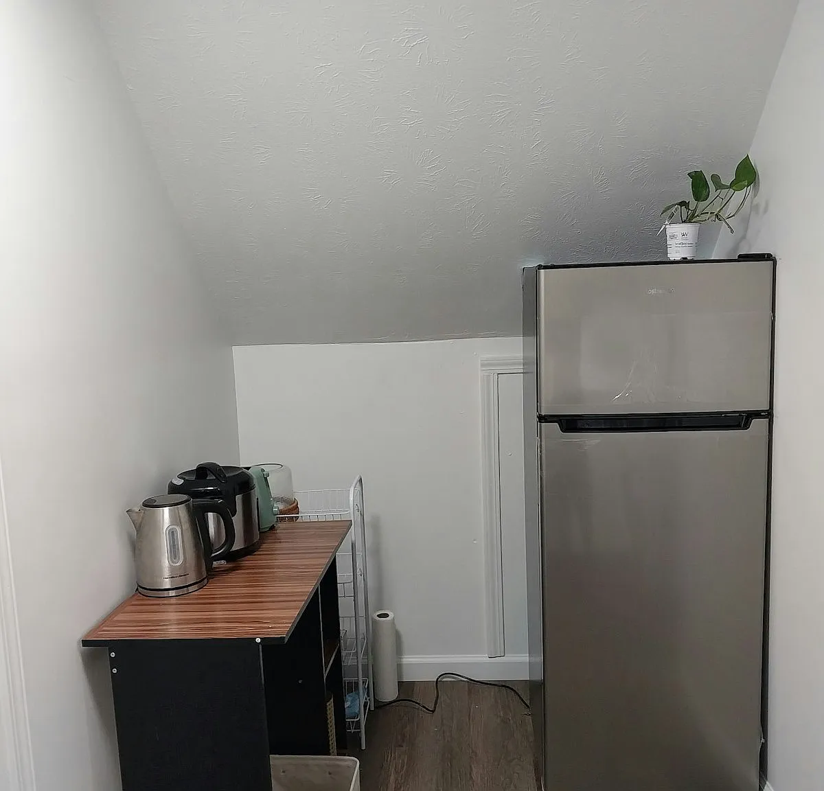 1181 S Plymouth Ave, Unit 1 — Photo 4