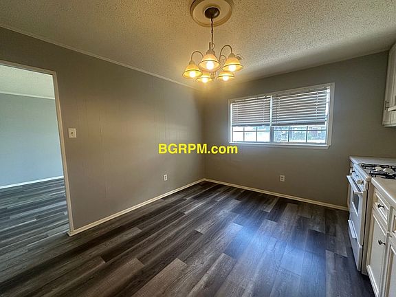 4th image of 1004 Ferrell Dr