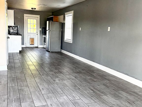 3rd image of 78 Shoreline Drive