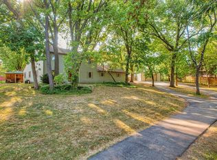 1101 S Sunset Ln, Carthage, MO 64836