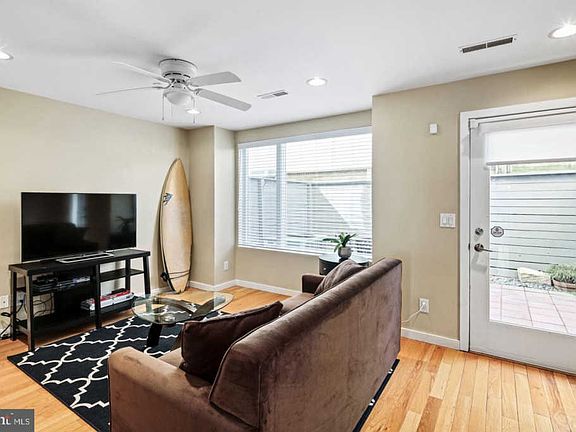 2nd image of 211 Brown St Unit 14