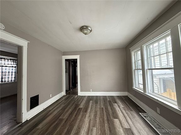 5th image of 601 Minnesota Ave