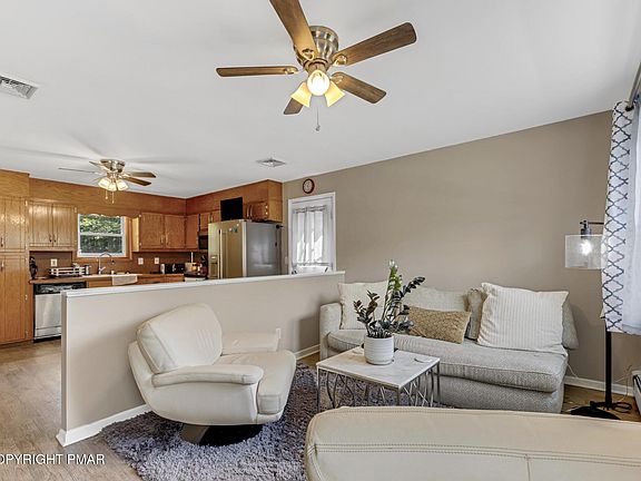 2nd image of 3337 Ross Rd