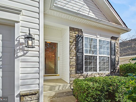 2nd image of 358 Bridgewater Cir