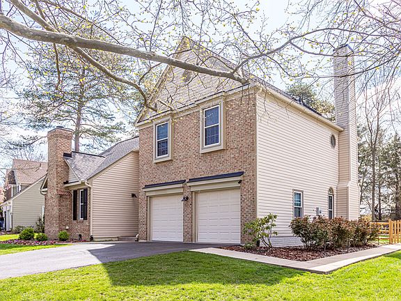 3rd image of 15189 Wetherburn Dr