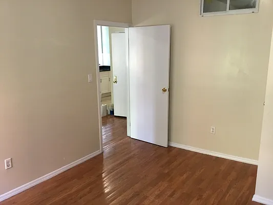 Rented by Owner | media 10