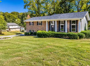 1634 Lakemont Dr, Hixson, TN 37343