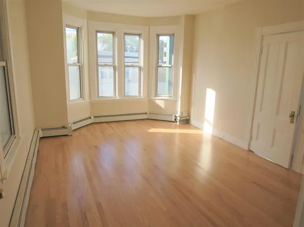 90 Norfolk St, Cambridge, MA