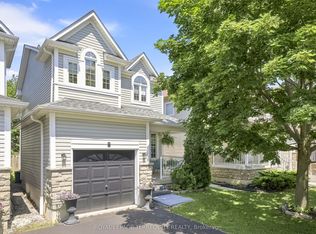8 Sinden Dr, Whitby, ON L1M 2B8