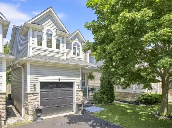 8 Sinden Dr, Whitby, ON L1M 2B8