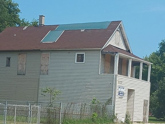 5th image of 2856 E 79th St