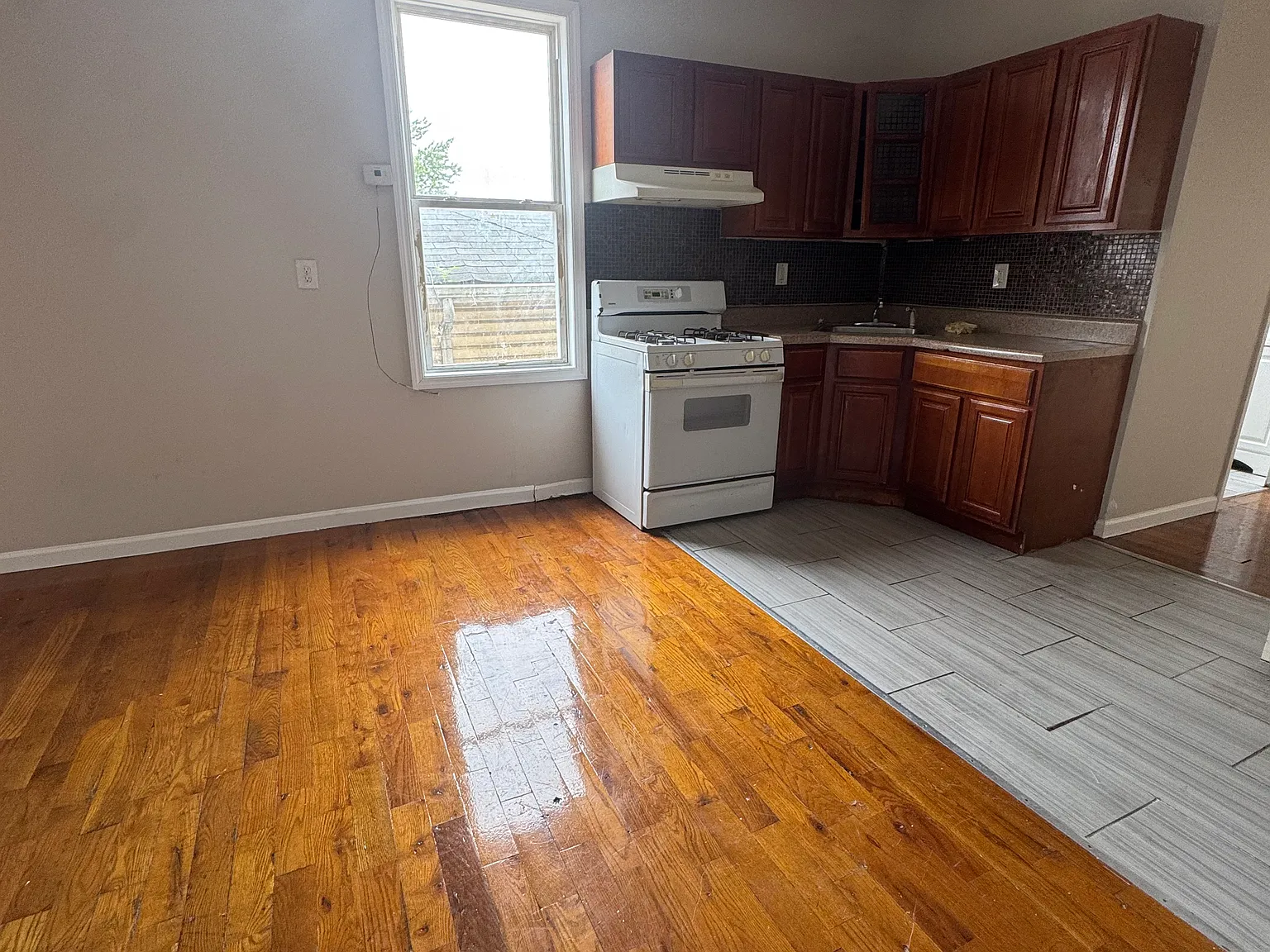 2 bed, 800 sqft, $1,559 — Photo 4