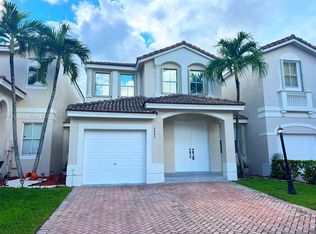 4840 NW 108th Pl, Doral, FL 33178