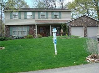 617 Westshire Dr, Greensburg, PA 15601