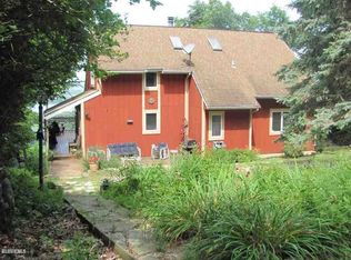 4775 S River Rd, Hanover, IL 61041